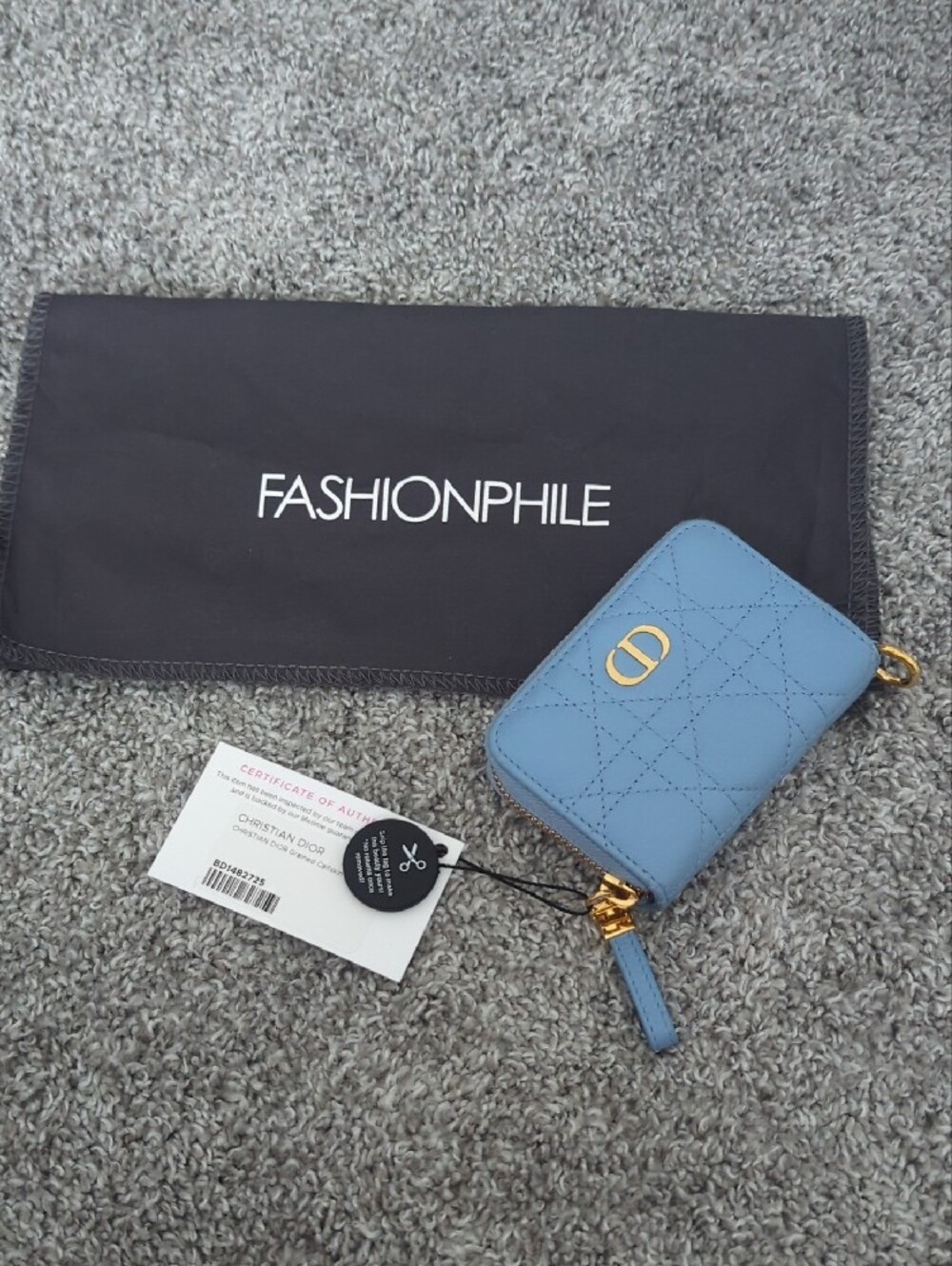 Dior Light Blue Quilted Zip Wallet with Gold Hardware - Picture 6 of 6